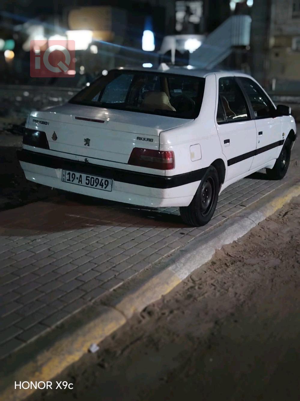 Peugeot 405